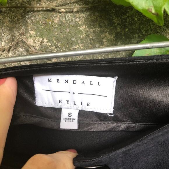 Kendall Kylie Mini Skirt A Line Snap Button Front Faux Suede Black Small - Picture 4 of 7